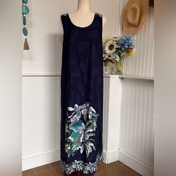 “Island-inspired style: soft, lightweight, and effortlessly chic.” - Picture 1 of 8